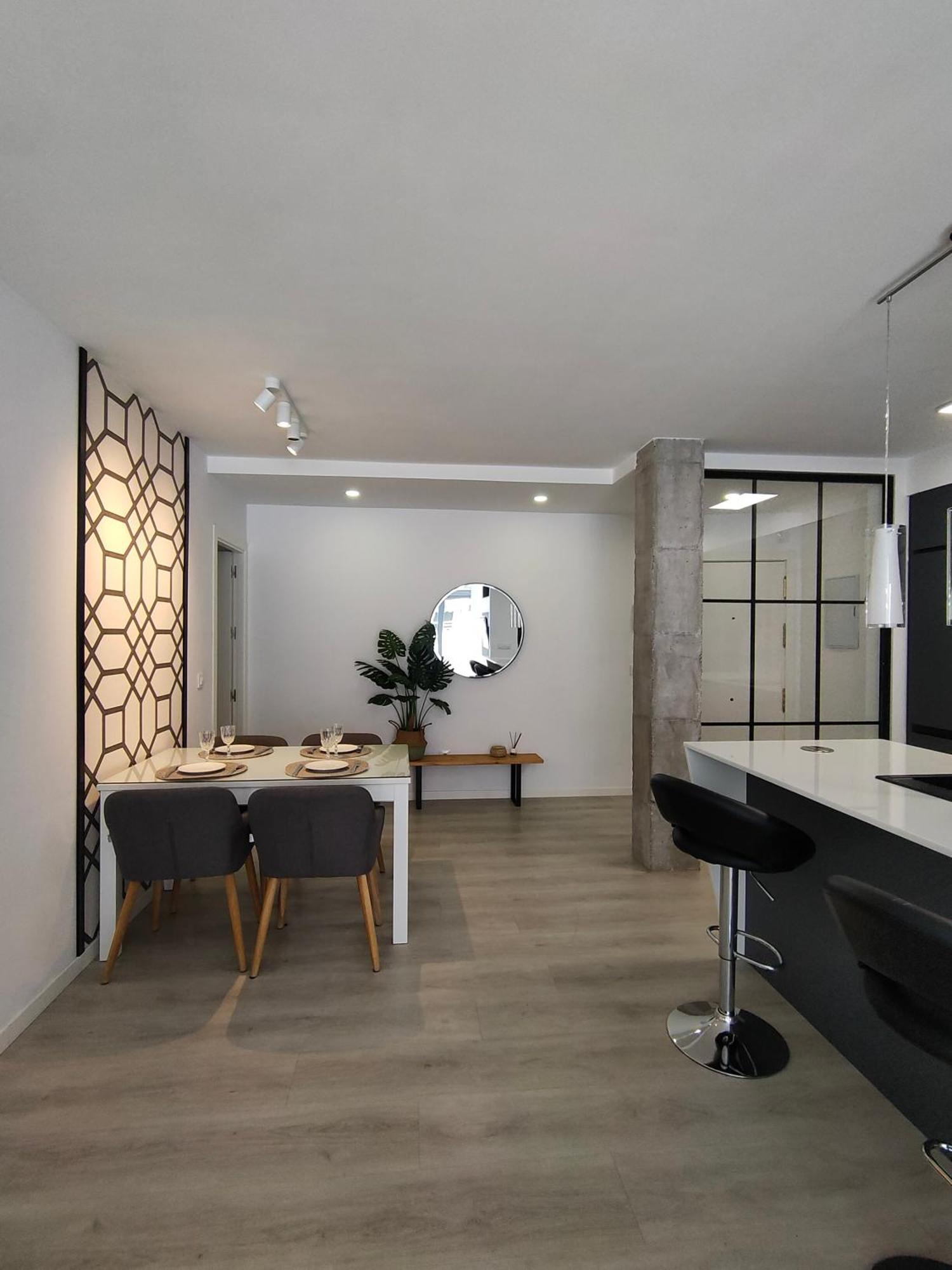 Casa Mallen, Con Amplia Terraza, En El Barrio De Nervion Sevilla Exterior foto